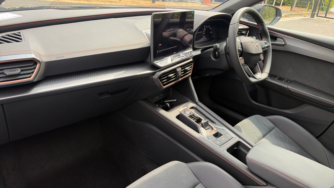 CUPRA Leon 1.5 eTSI 150 V2 5dr DSG Petrol Hatchback - Image 2